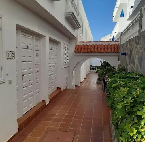 El Marques Townhouse アパート *