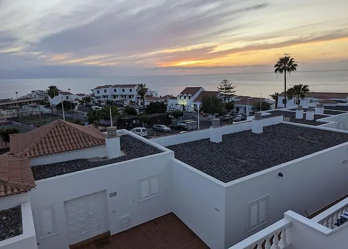 El Marques Townhouse *