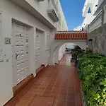 El Marques Townhouse Апартаменты *