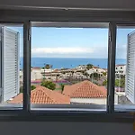 Апартаменты El Marques Townhouse