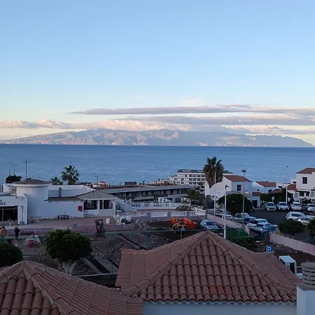 El Marques Townhouse *