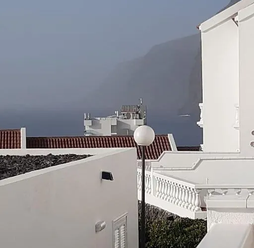 El Marques Townhouse *